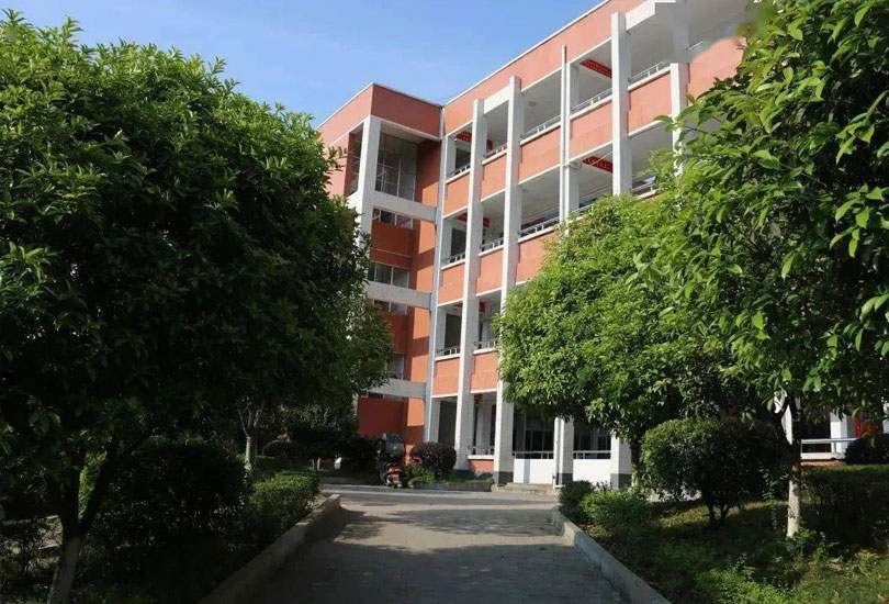 邵阳石齐学校