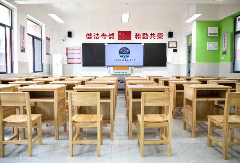 长沙市平高松雅湖高级中学