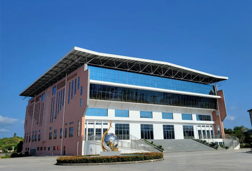 怀化市君诚博雅实验学校